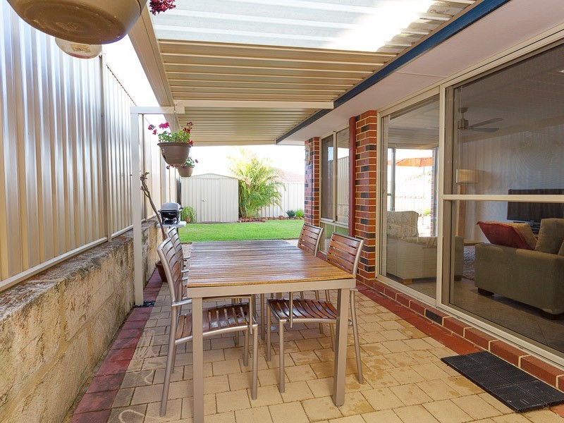 17 Ranunculus Court, Beeliar WA 6164