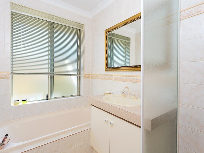 5 Owl Way, Beeliar WA 6164