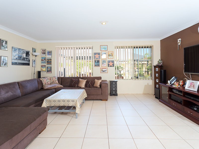 5 Owl Way, Beeliar WA 6164