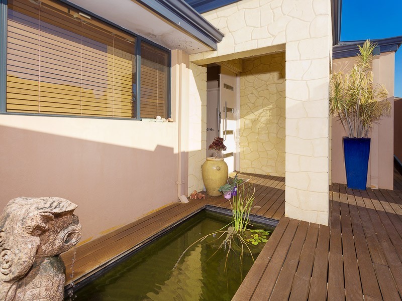 313 Wentworth Parade, Success WA 6164