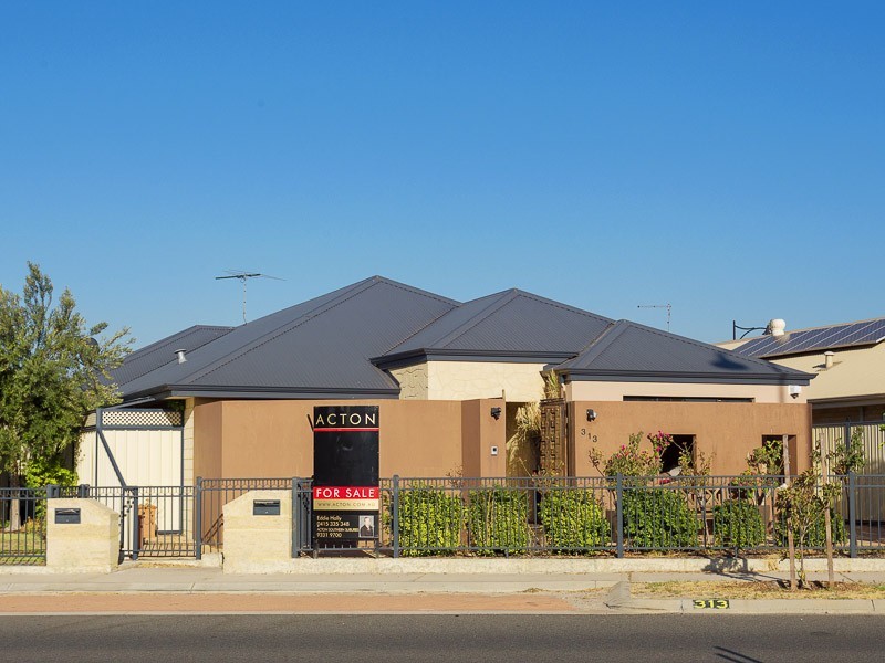 313 Wentworth Parade, Success WA 6164