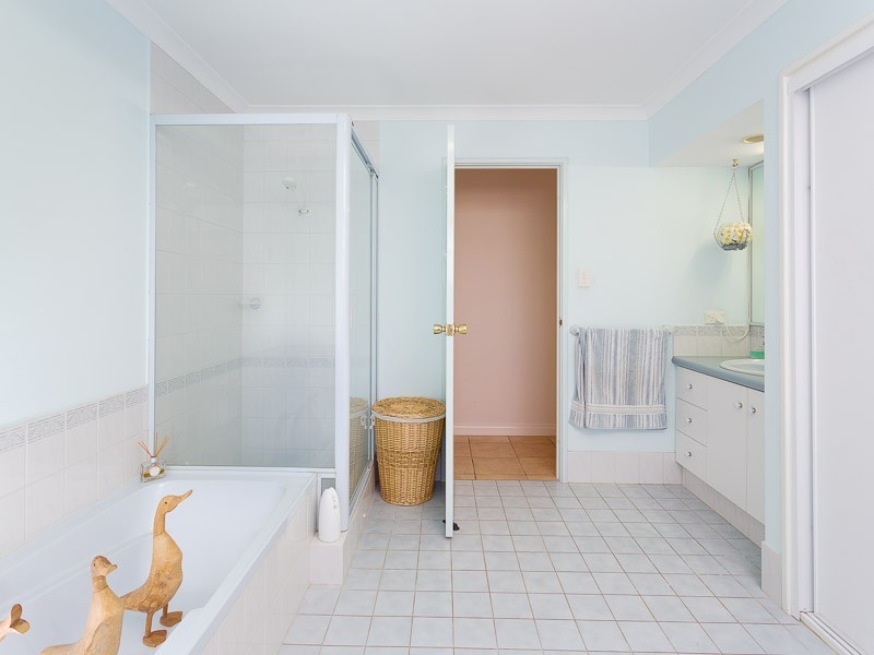 96 Brenchley Drive, Atwell WA 6164