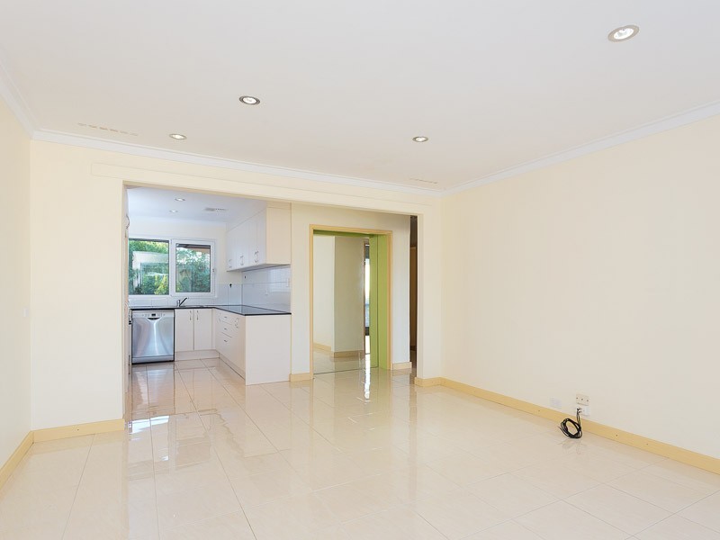 14B Pilgrim Way, Hamilton Hill WA 6163