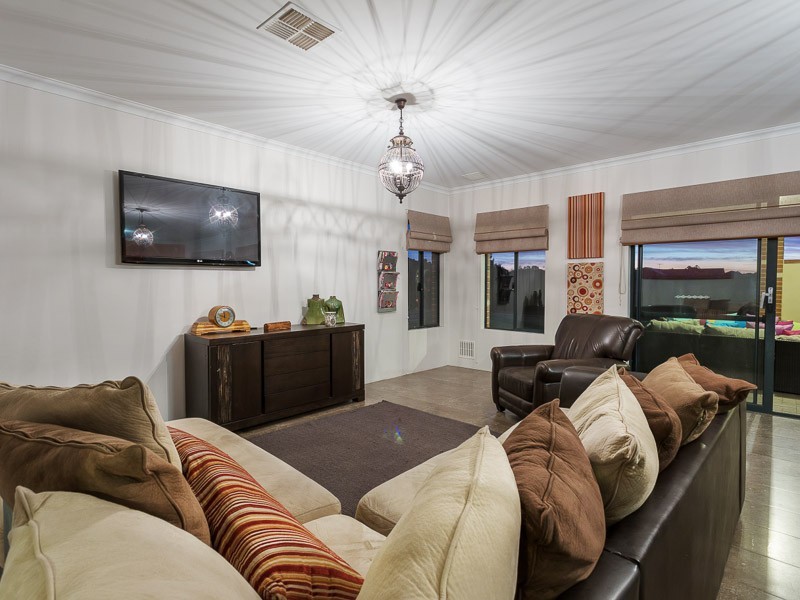 5 Algeri Link, Oakford WA 6121