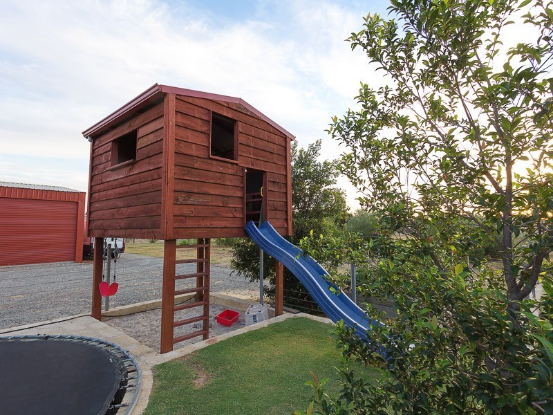 5 Algeri Link, Oakford WA 6121