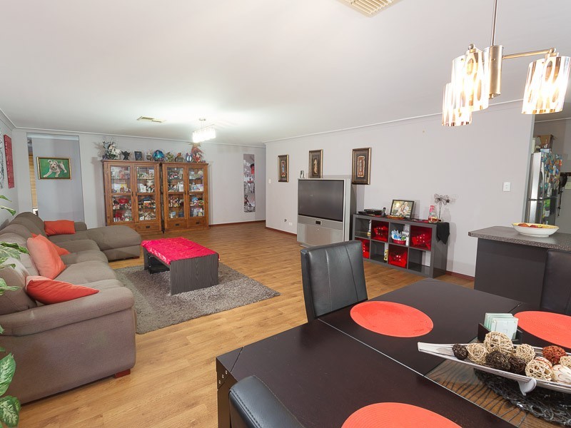 17 Coppito Circuit, Beeliar WA 6164