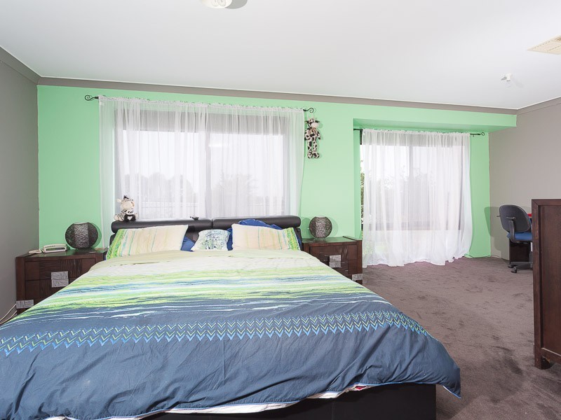 17 Coppito Circuit, Beeliar WA 6164