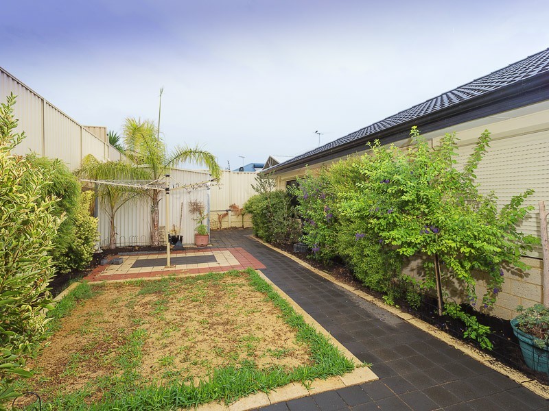 17 Coppito Circuit, Beeliar WA 6164