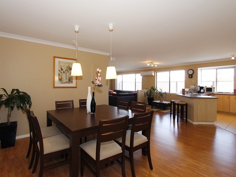 2 Jardine Street, Success WA 6164