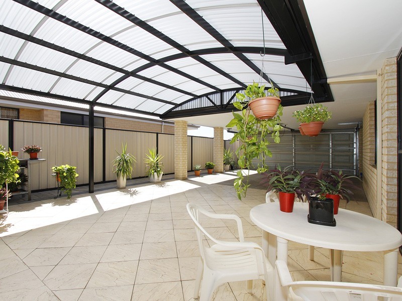 2 Jardine Street, Success WA 6164