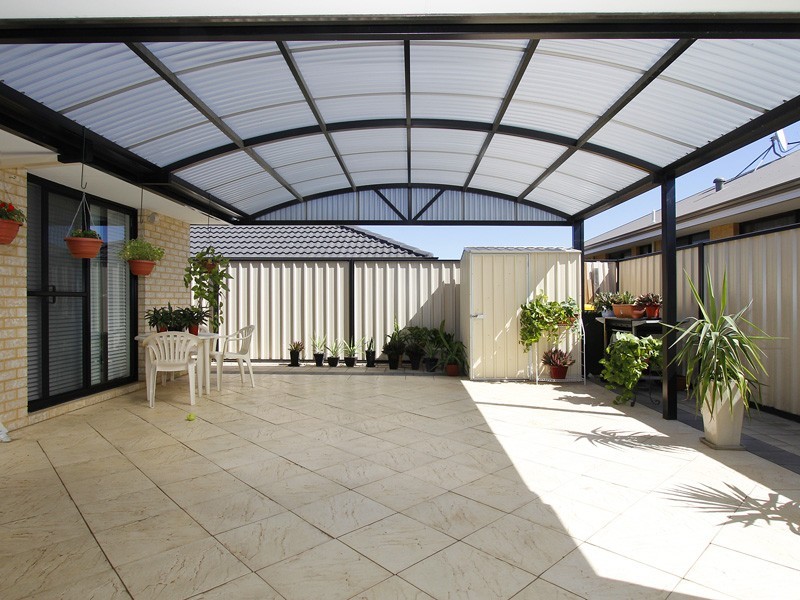 2 Jardine Street, Success WA 6164