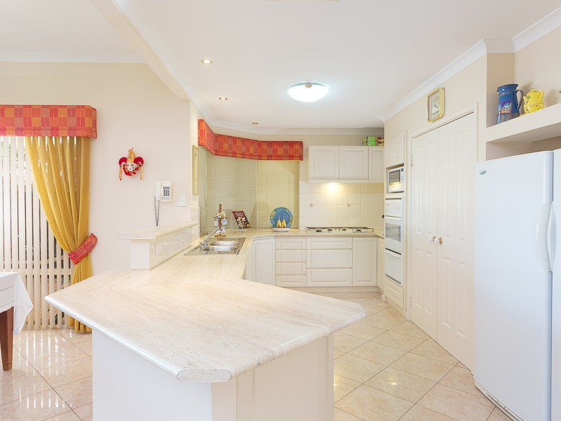 6 Mirabeau Mews, Bibra Lake WA 6163