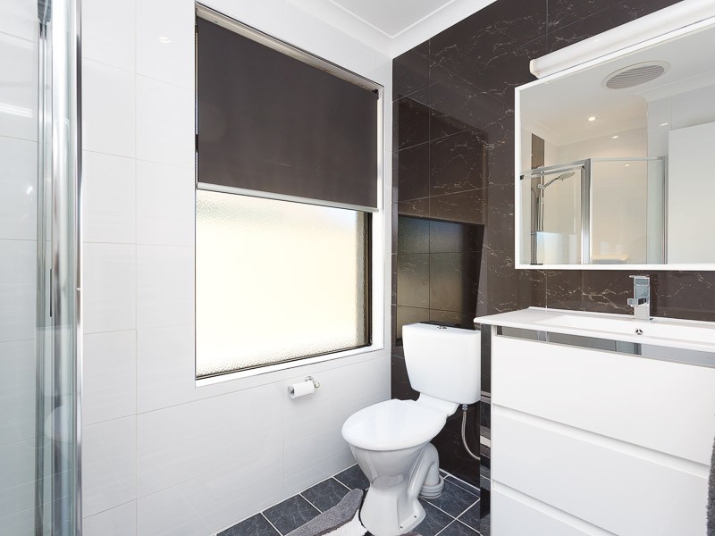 6 Okehampton Road, Warnbro WA 6169