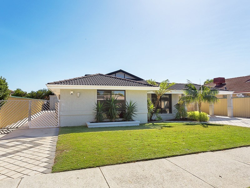6 Okehampton Road, Warnbro WA 6169