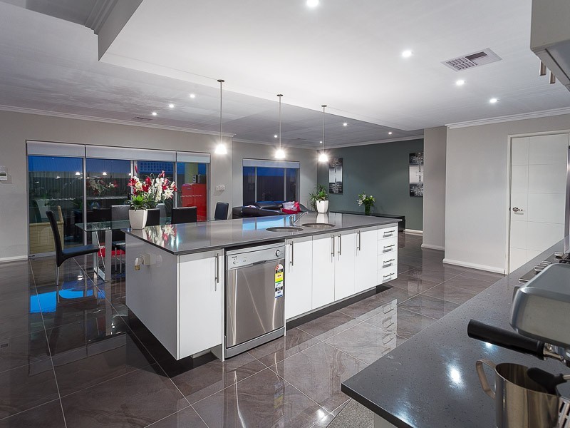 12 Esmerelda Rise, Baldivis WA 6171