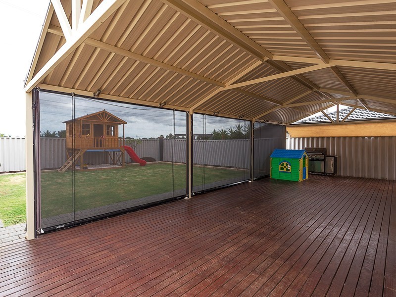 10 Acorn Place, South Lake WA 6164