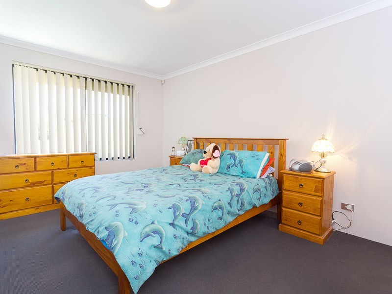 1 Modong Nook, Success WA 6164