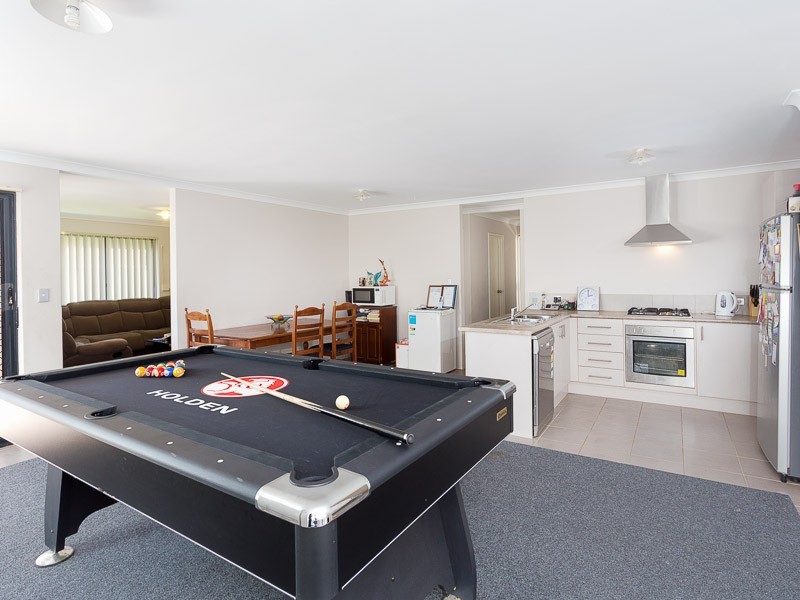 1 Modong Nook, Success WA 6164