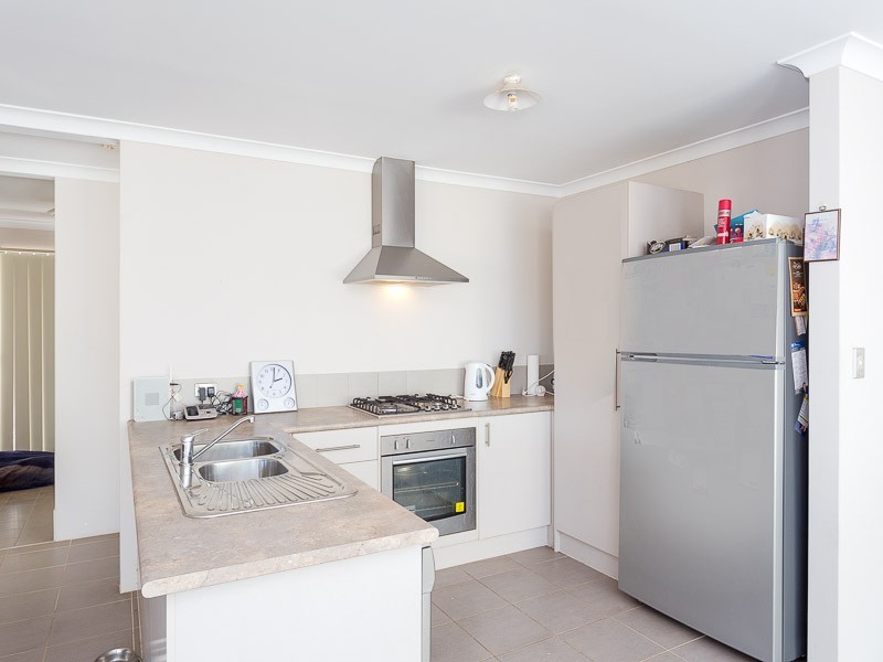 1 Modong Nook, Success WA 6164