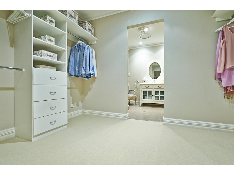29 Whitfeld Terrace, Winthrop WA 6150
