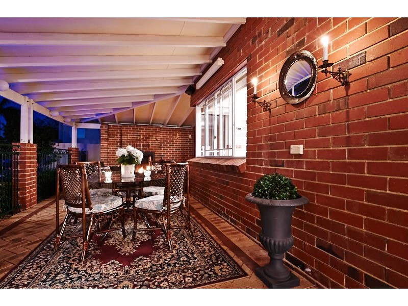 29 Whitfeld Terrace, Winthrop WA 6150