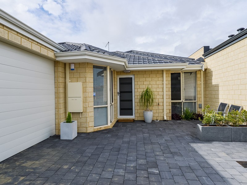 4/44 Kent Street, Spearwood WA 6163