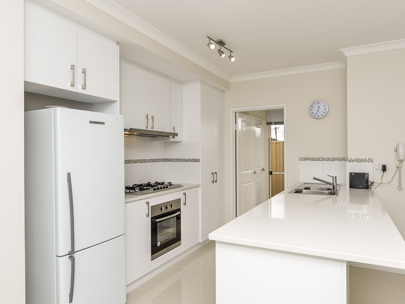 4/44 Kent Street, Spearwood WA 6163