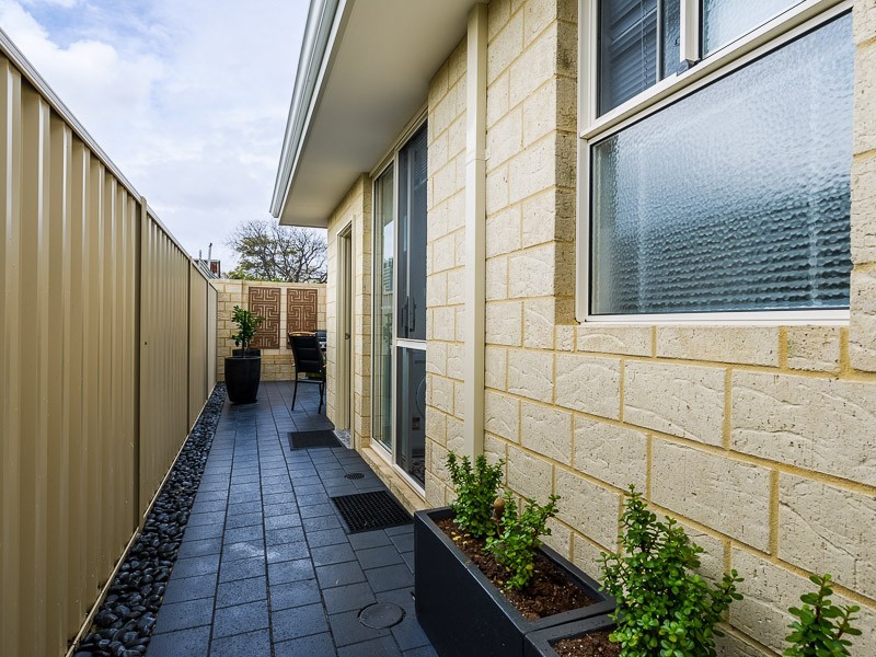 4/44 Kent Street, Spearwood WA 6163