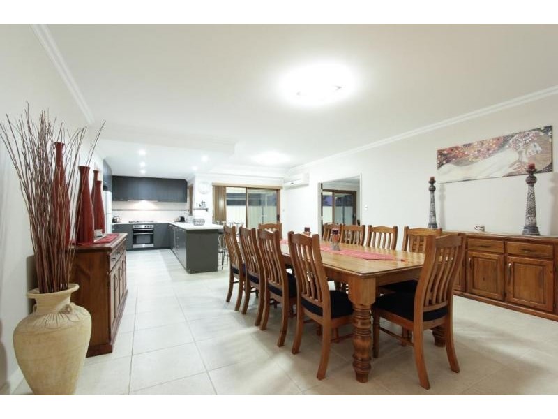 5 Montgomery Drive, Success WA 6164