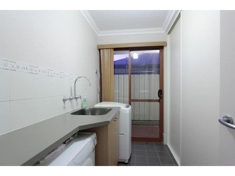 5 Montgomery Drive, Success WA 6164