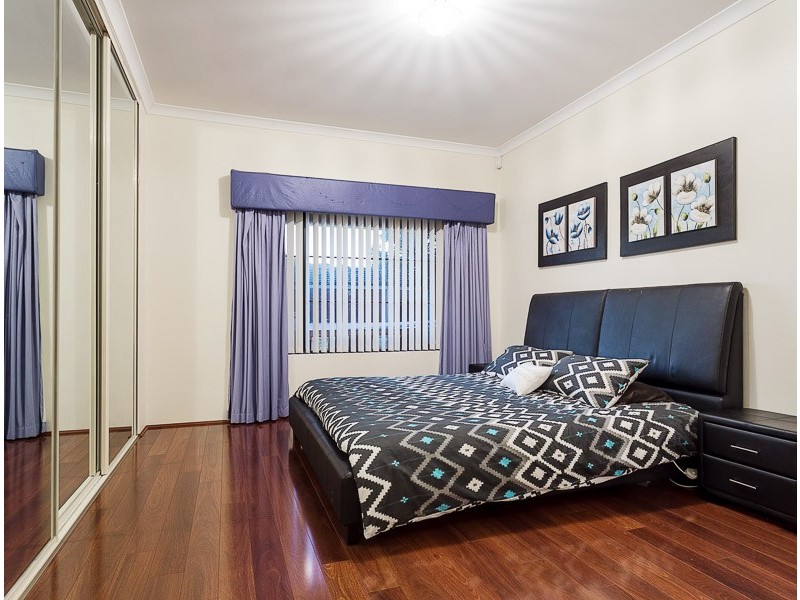 23 Peterborough Circle, North Lake WA 6163