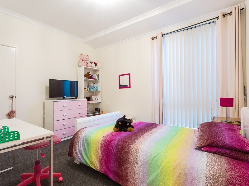 23 Peterborough Circle, North Lake WA 6163