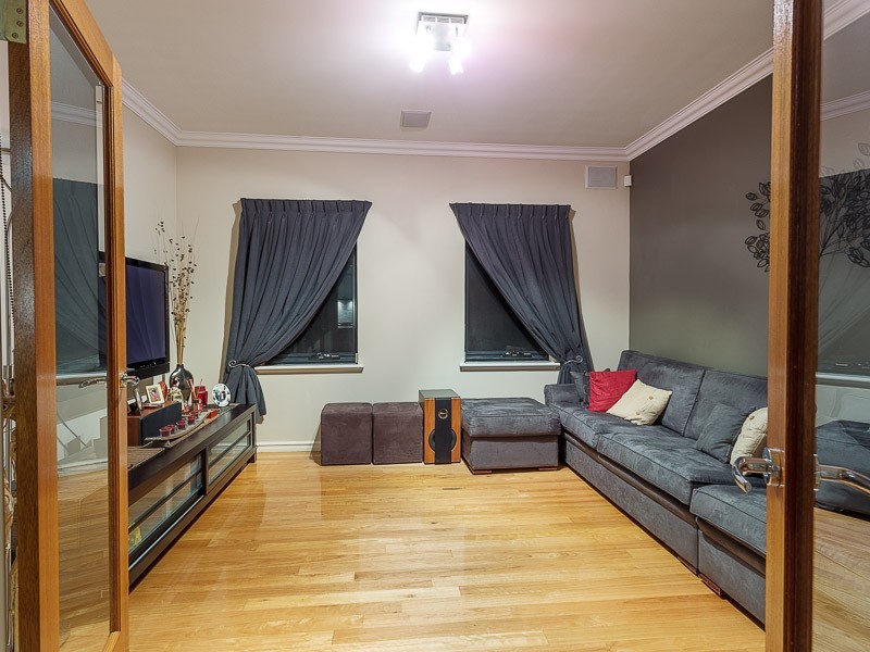 39 Westerway Terrace, North Lake WA 6163