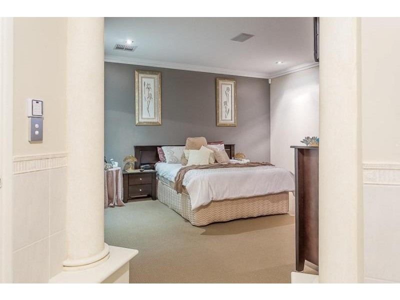 39 Westerway Terrace, North Lake WA 6163