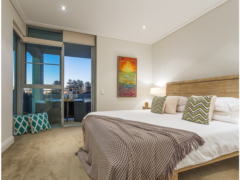 6/20 Enderby Close, North Coogee WA 6163