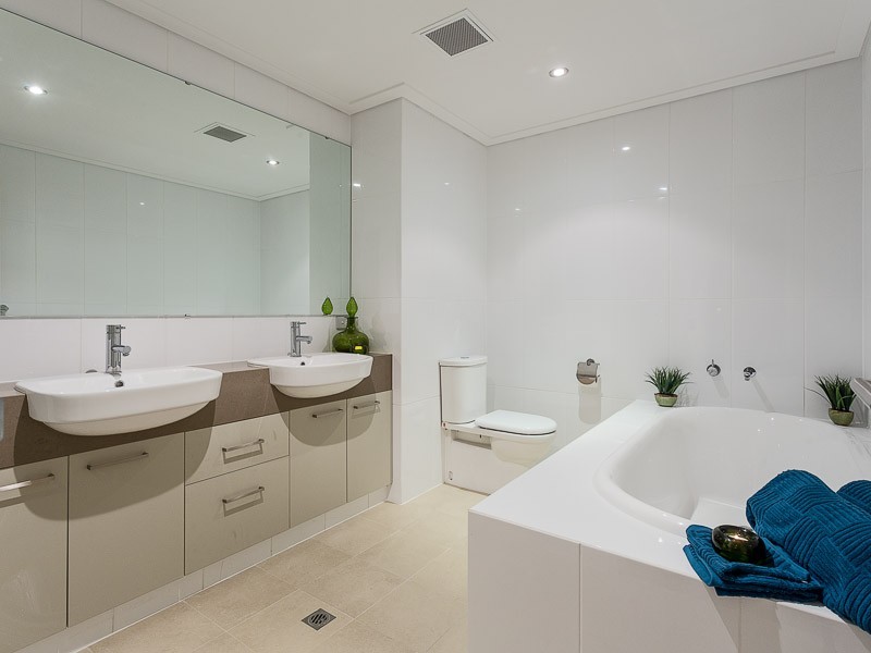 6/20 Enderby Close, North Coogee WA 6163