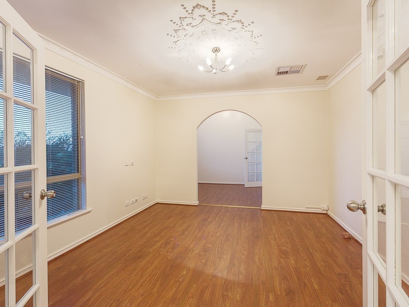 6 Allis Heights, Yangebup WA 6164