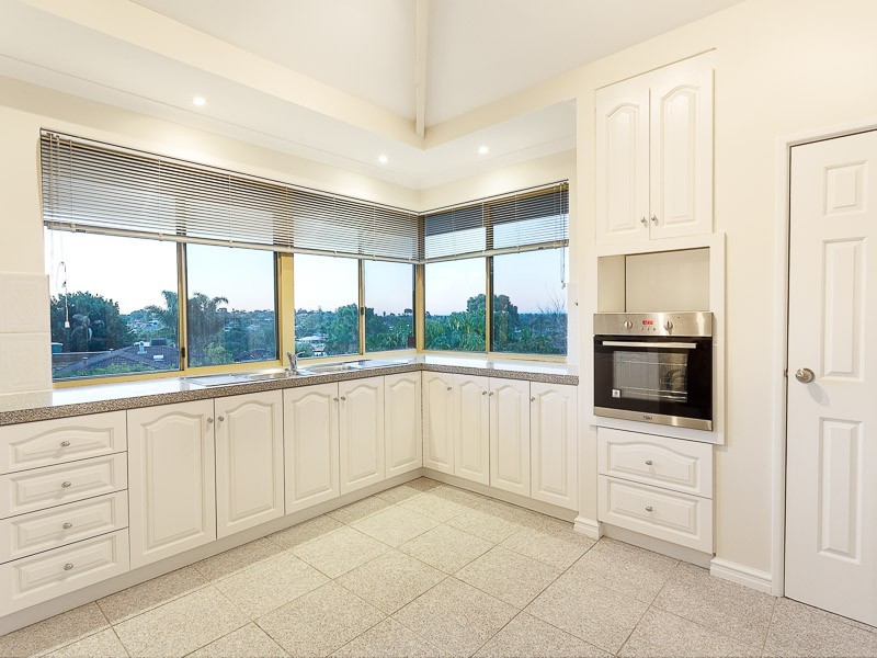 6 Allis Heights, Yangebup WA 6164