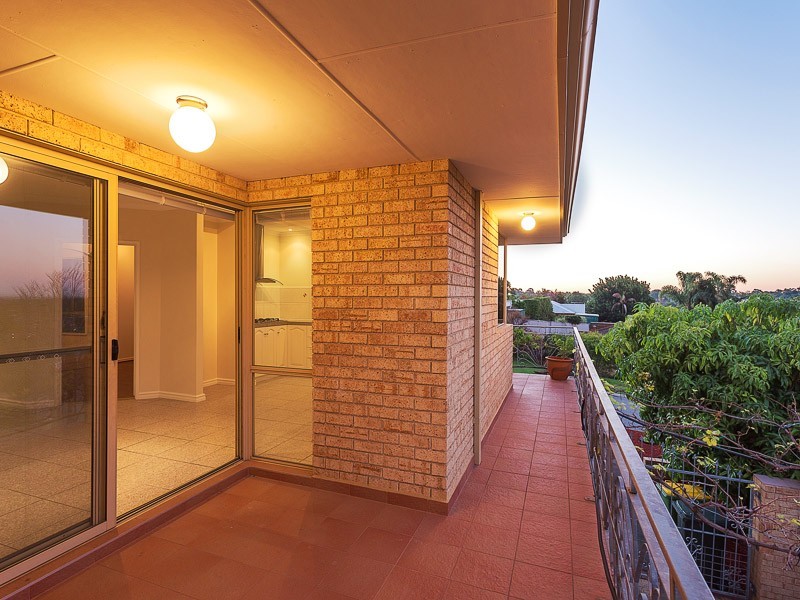 6 Allis Heights, Yangebup WA 6164