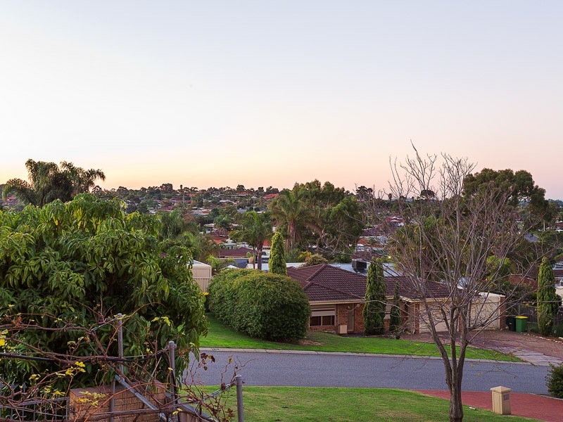 6 Allis Heights, Yangebup WA 6164