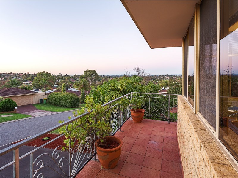 6 Allis Heights, Yangebup WA 6164