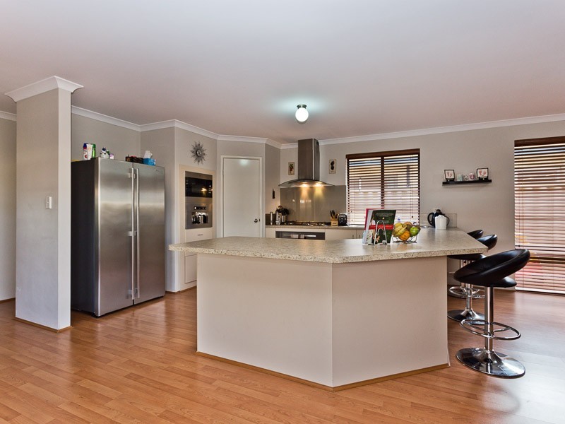 4 Clarity Elbow, Atwell WA 6164