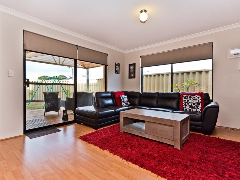 4 Clarity Elbow, Atwell WA 6164