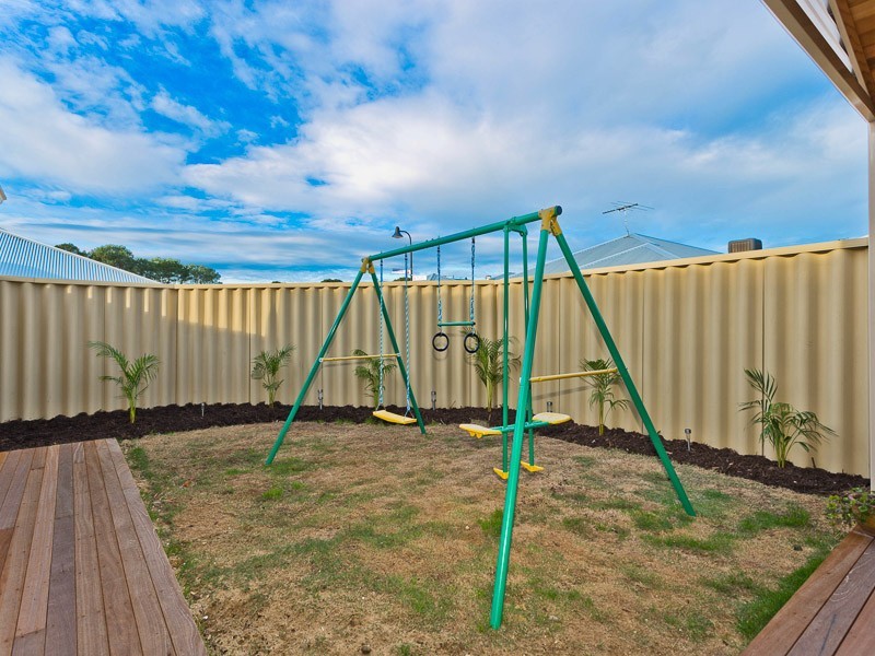 4 Clarity Elbow, Atwell WA 6164