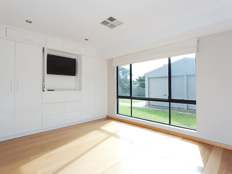 12 Stainer Street, Willagee WA 6156