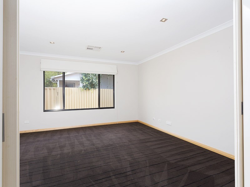 12 Stainer Street, Willagee WA 6156