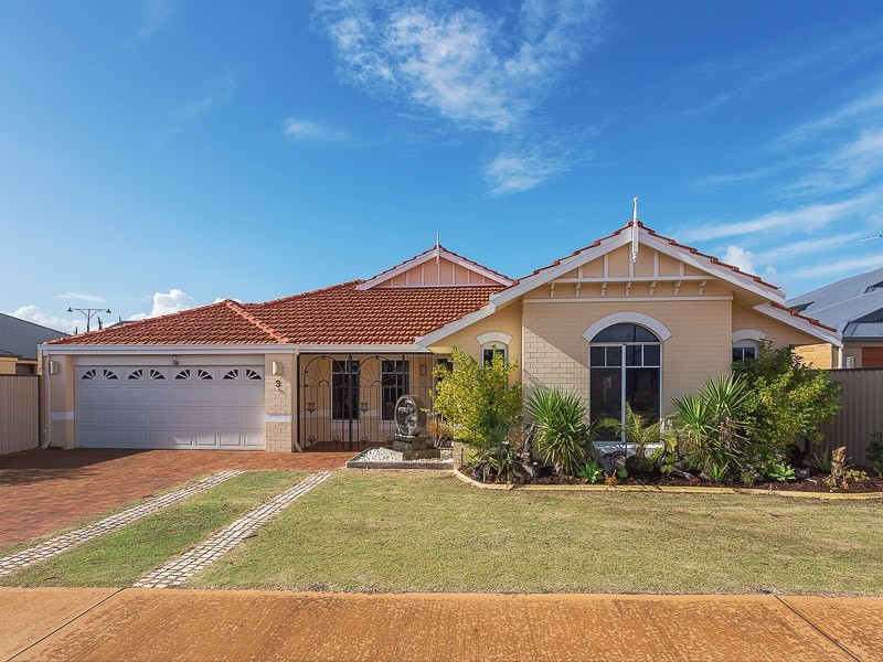3 Armand Drive, Aubin Grove WA 6164