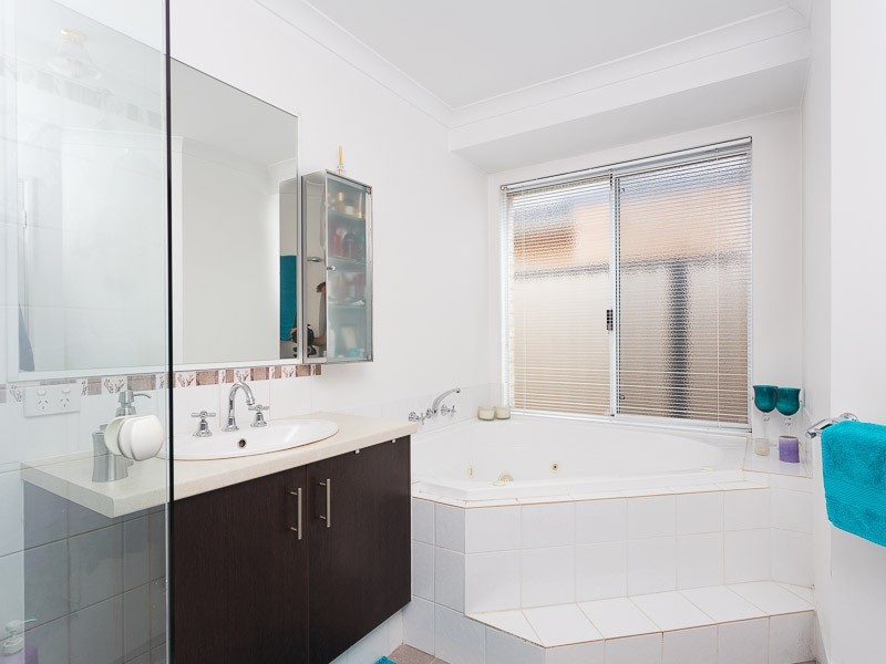 3 Armand Drive, Aubin Grove WA 6164