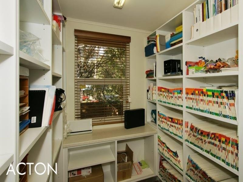 180 Grove Road, Lesmurdie WA 6076