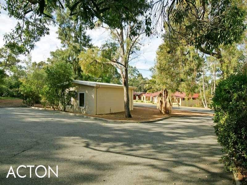 180 Grove Road, Lesmurdie WA 6076
